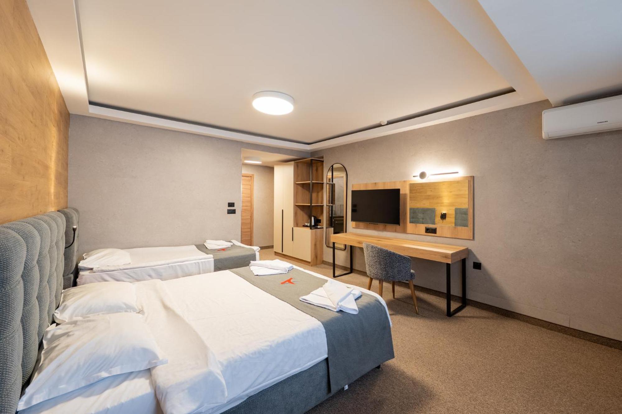 Avenue Hotel ブルガス エクステリア 写真